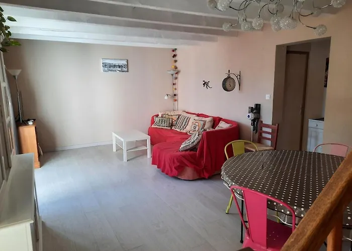 Maison Village 90m2 Avec Jardin A 1km De La 度假居